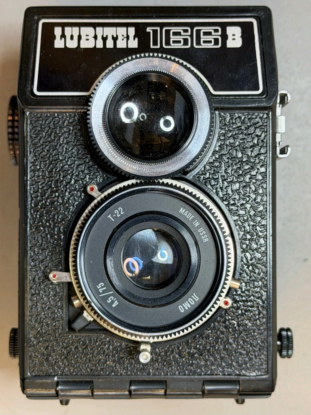 Lubitel 166b 120mm tlr film camera  — Image 3