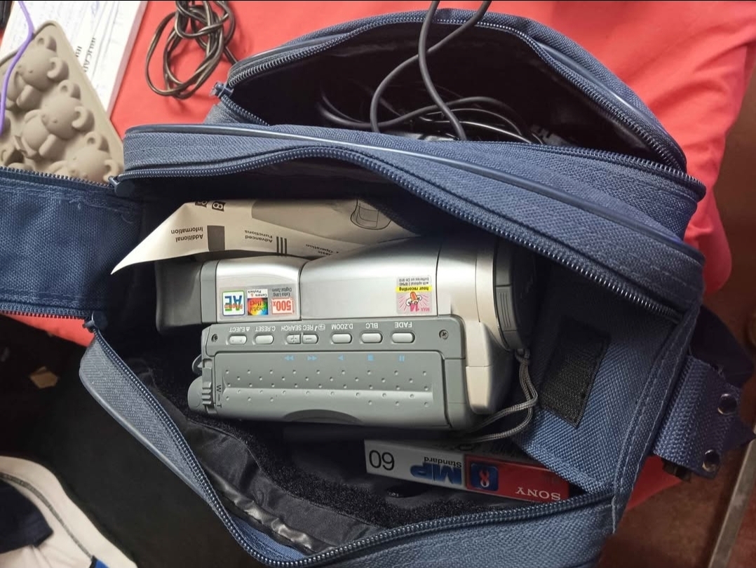 Canon g1000 camcorder  — Image 5
