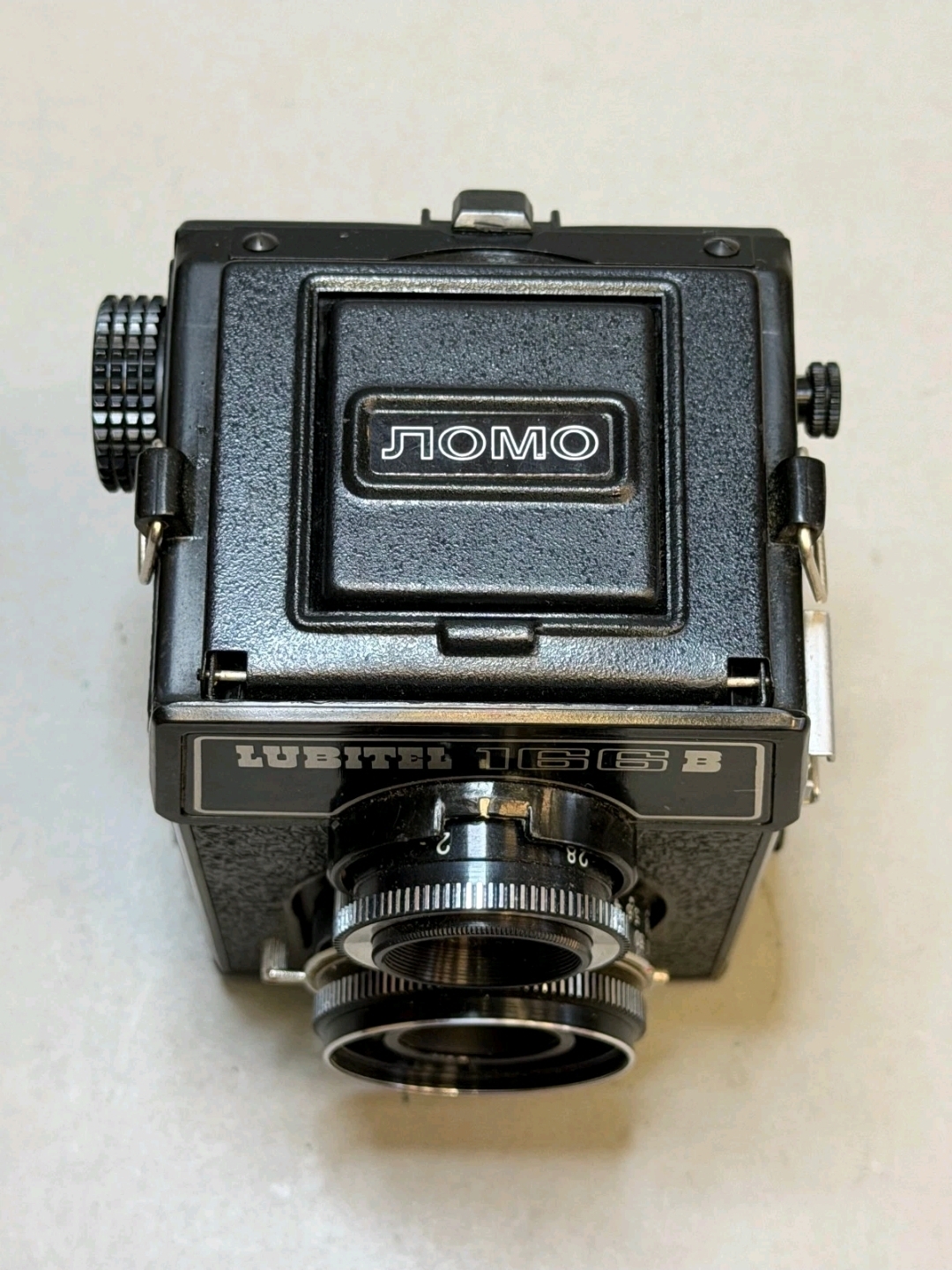 Lubitel 166b 120mm tlr film camera  — Image 2
