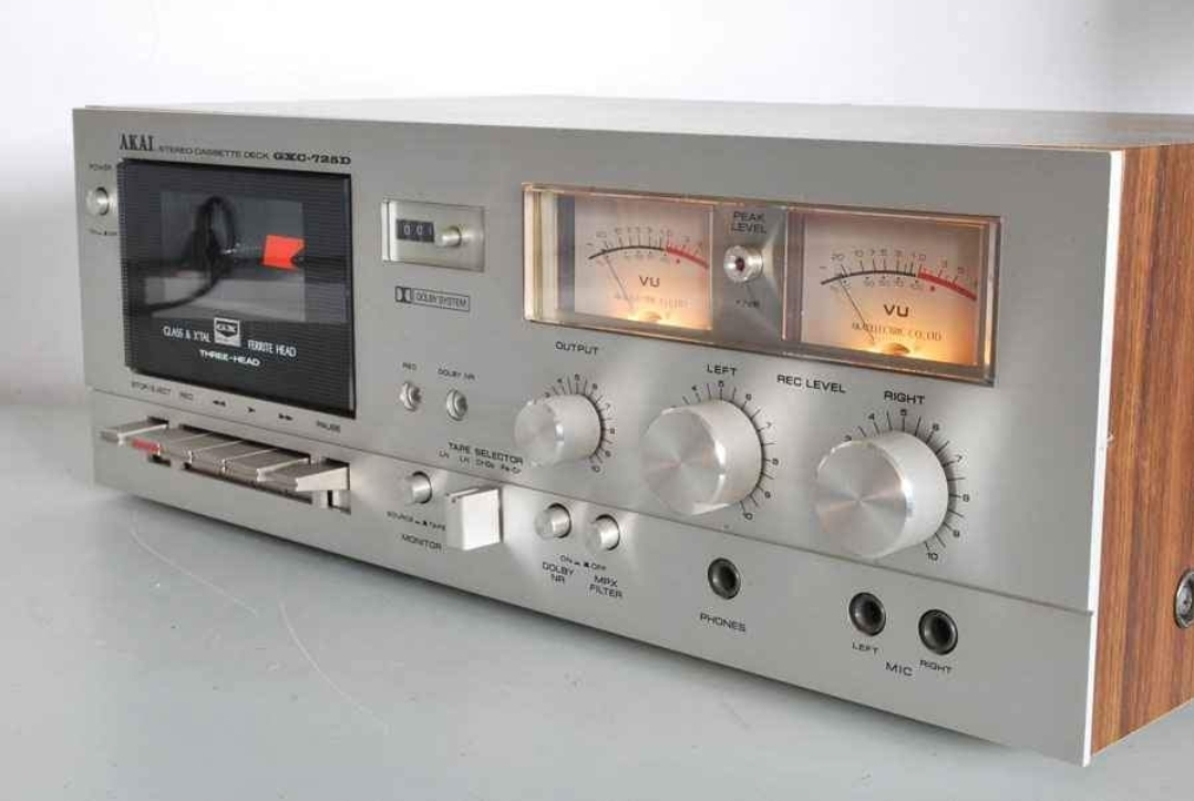 AKAI GXC 725 TAPE DECK 