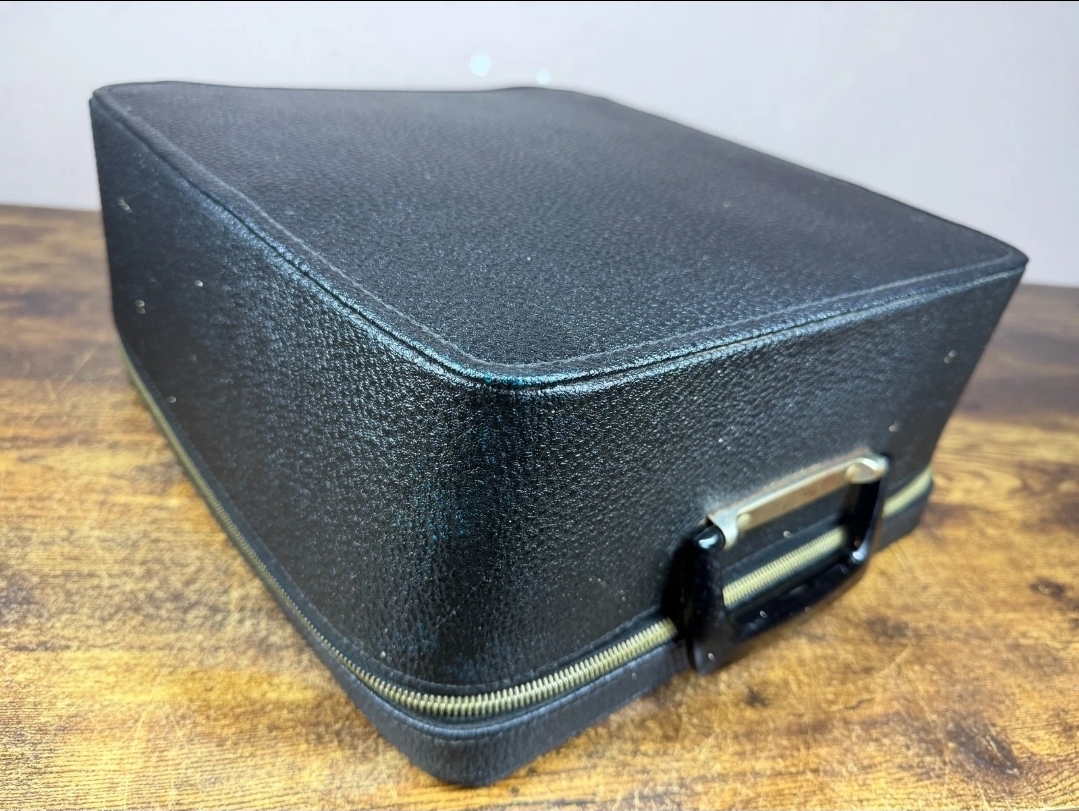 Olympia sm 9 typewriter  — Image 6