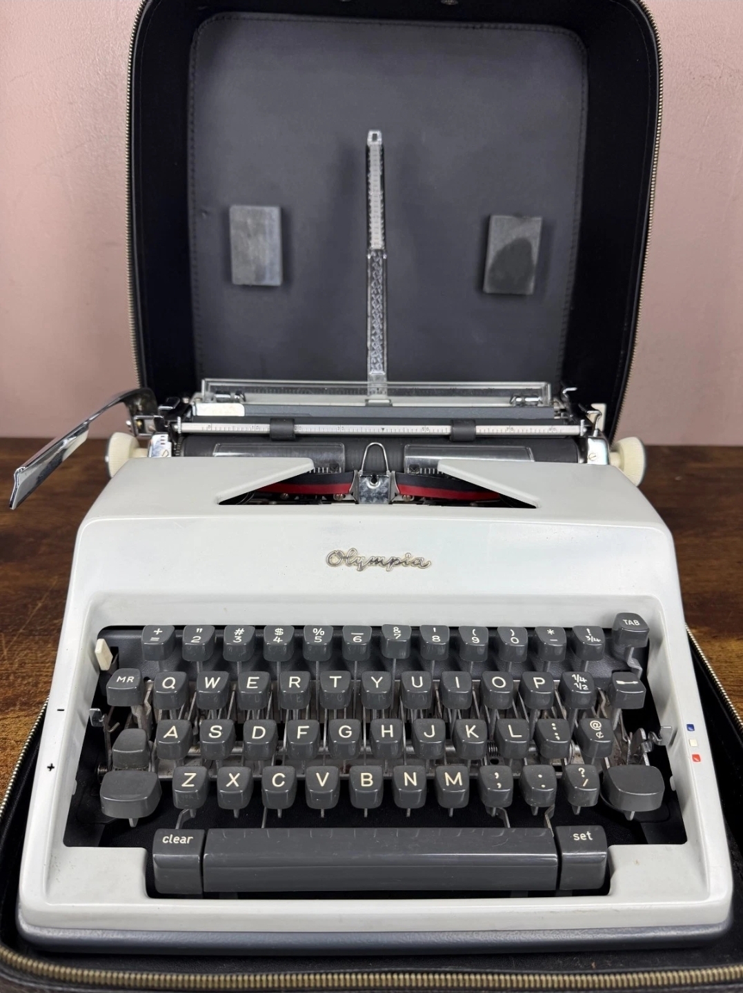 Olympia sm 9 typewriter 