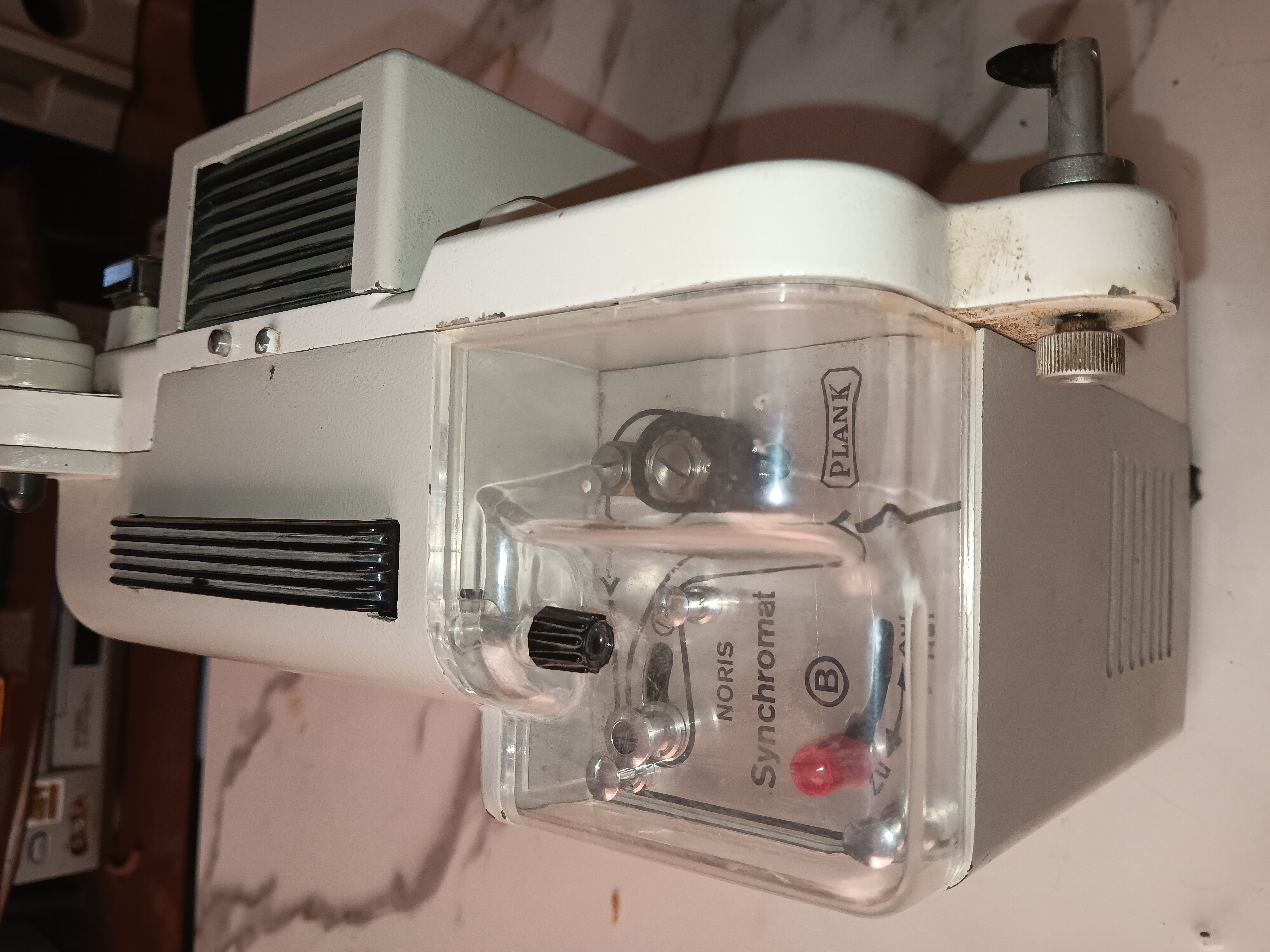 NORRIS SYNCHRO 200 PROJECTOR  — Image 5