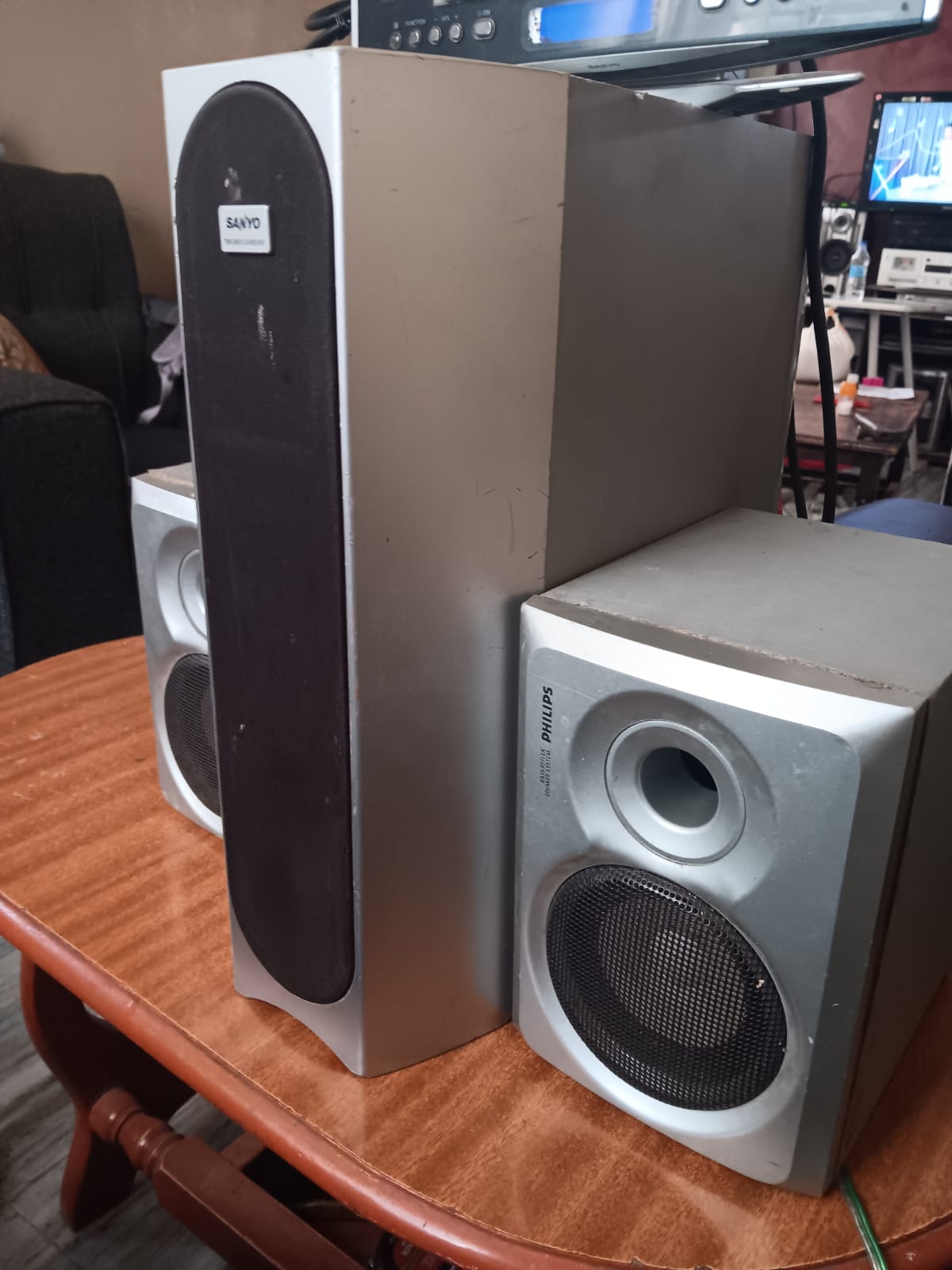 Sanyo DC-DMW4500 Stereo Home Theater System — Image 6