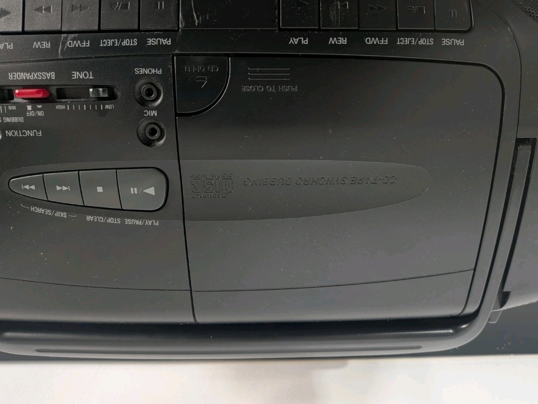 SANYO MCD Z37L BOOMBOX  — Image 8