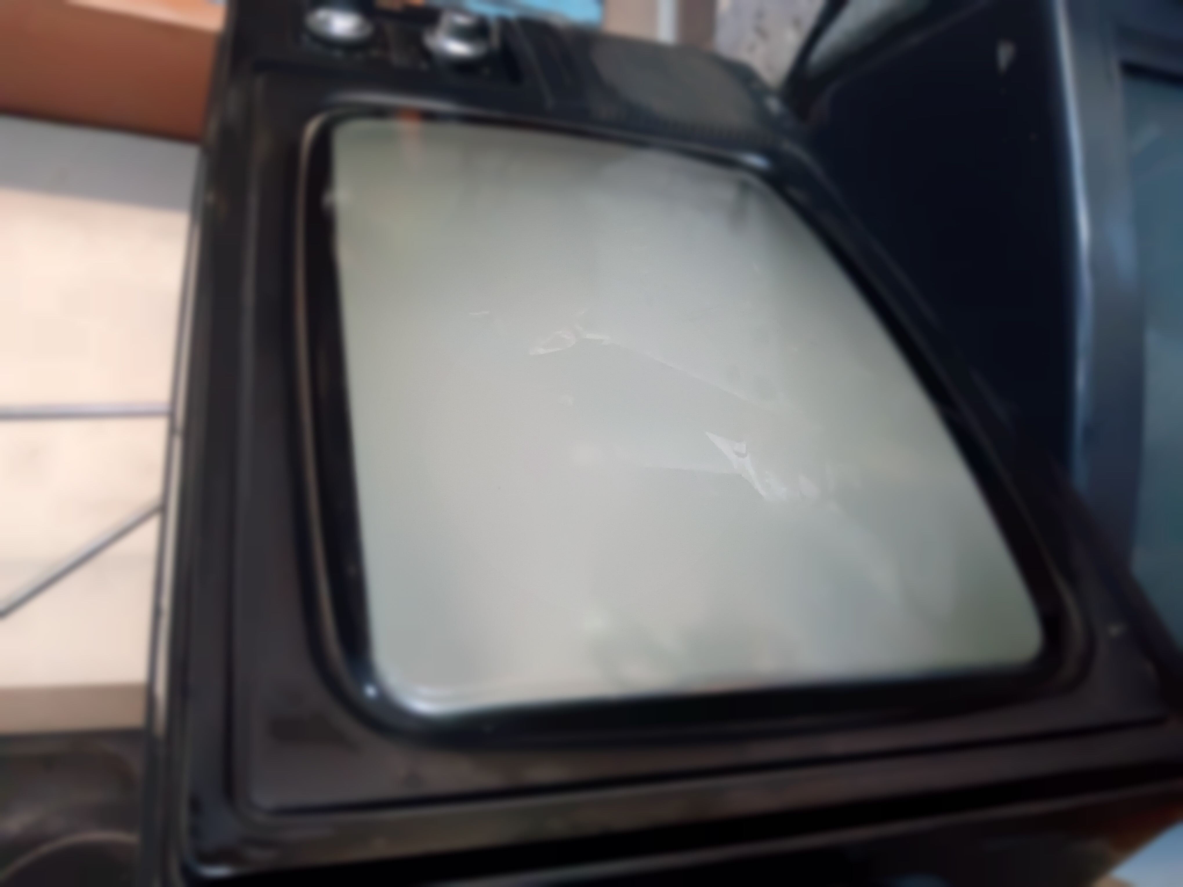 SANYO 14 INCH BLACK N WHITE TV  — Image 4
